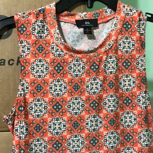 Clothes - Picture 2 of 2